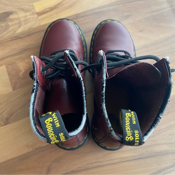 Cherry red Dr Marten boots - Picture 11 of 15